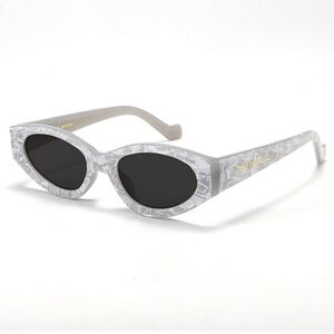 NWT Kat x Money Moves - Silver Cateye Sunglasses Topfoxx